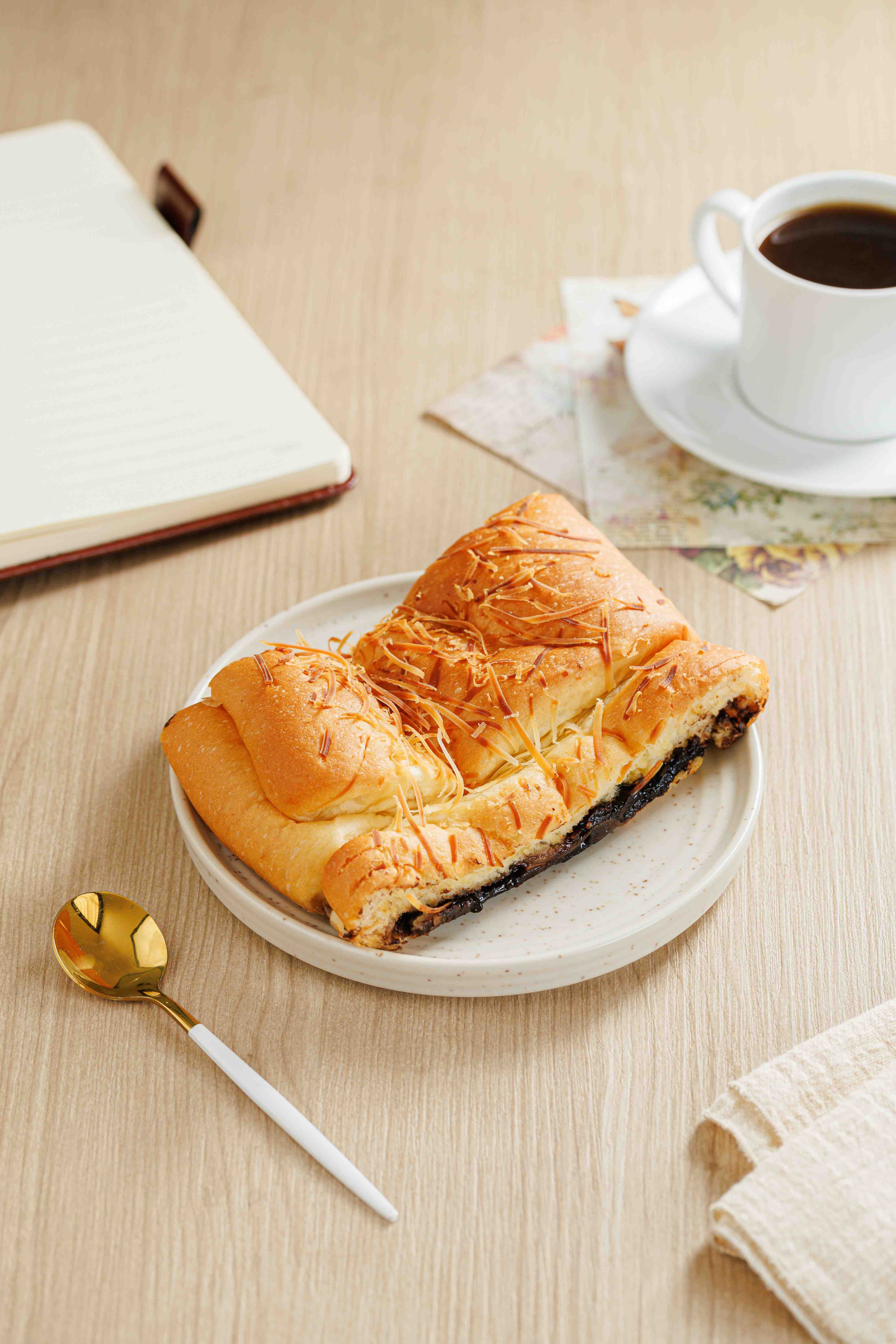 Roti Pisang Coklat Keju